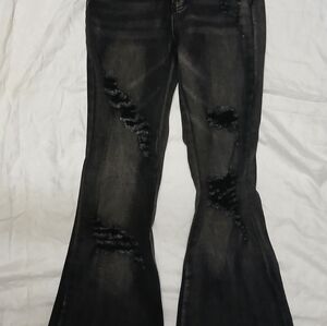 ALLMOST FAMOUS BOOT CUT JEANS SIZE 3.